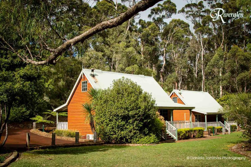 Two-Bedroom Chalet with Hot Tub,1551353626:JPEG